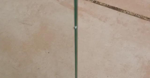 2 prateleiras de vidro