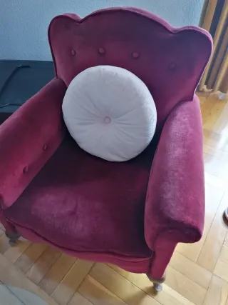 Divano e 2 poltrone vintage in velluto e legno