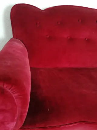 Divano e 2 poltrone vintage in velluto e legno