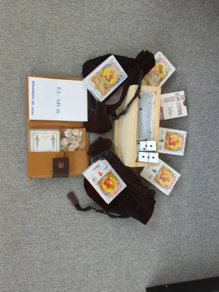 Lote juegos: cartas, dominó y reglamento