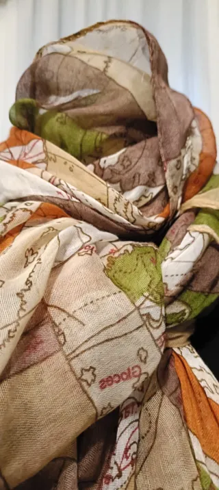 Pañuelo o pareo Viscosa 100%  110x175cm Mapa