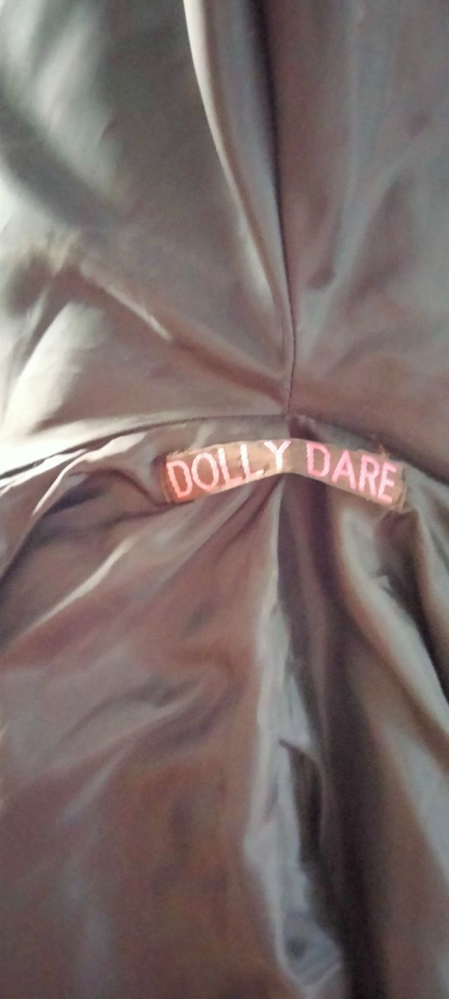 Abrigo negro piel sintética con capucha T.M.