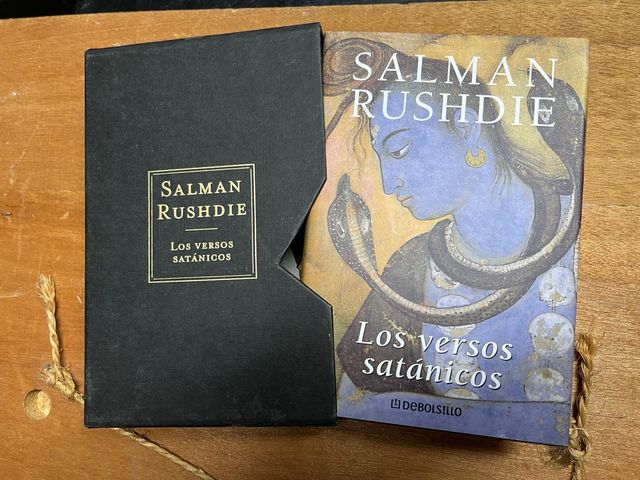 Los versos satánicos