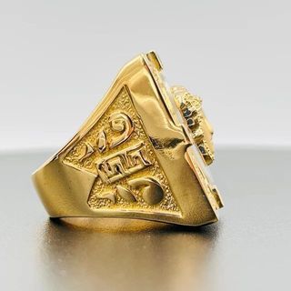 SELLO CUADRADO MEDUSA NACAR. Oro 18k.