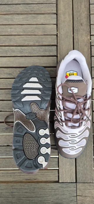 Nike Air Max Plus Drift Mujer Marrón/Blanco