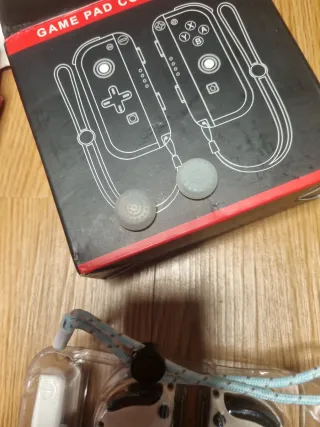 DOBE Controller Grip para N-S/OLED