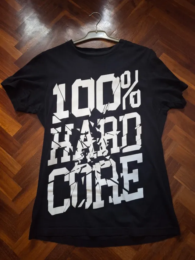 Camiseta 100% Hardcore Negra