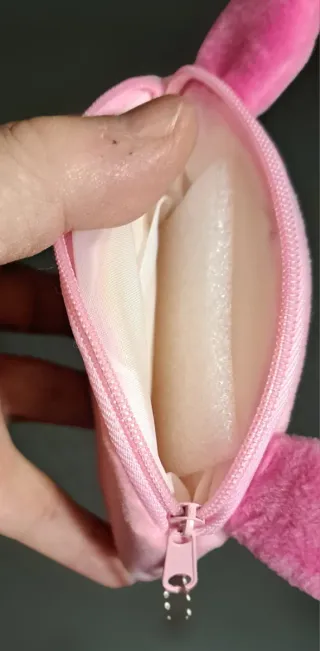 6 Borsellini Portachiavi o portamonete Personaggi