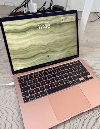 MacBook Air M1 Apple