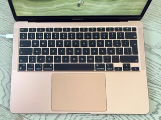 MacBook Air M1 Apple