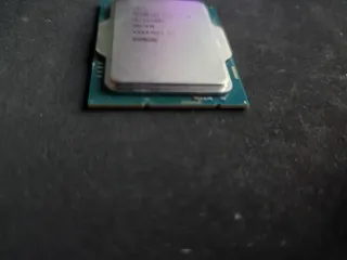 Procesador Intel i5 12400F