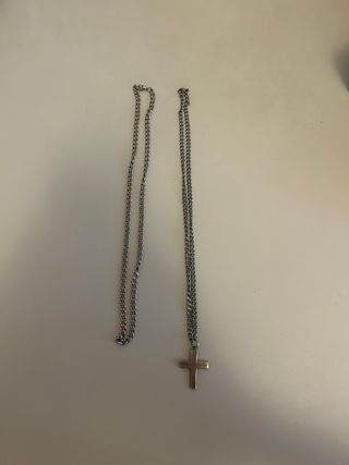 Collar cadena acero eslabón cruz hombre