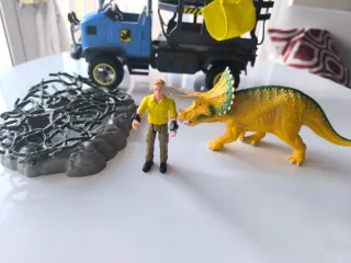 Schleich rescate +Triceratops+Camión + Figura