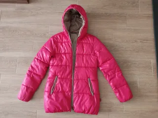 Plumífero niña rosa con capucha