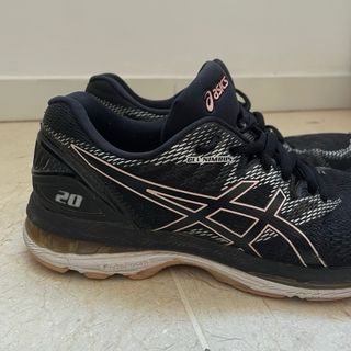 Zapatillas Asics Gel-Nimbus 20 Talla 40.5
