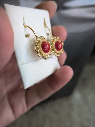 Pendientes Flor Oro 18K Coral Natural