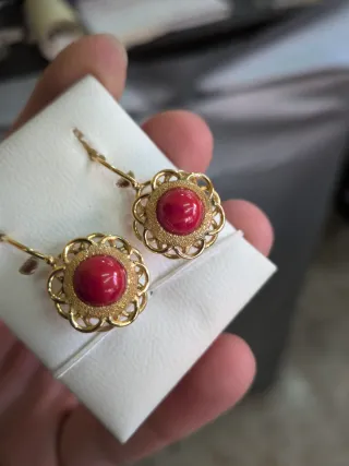 Pendientes Flor Oro 18K Coral Natural