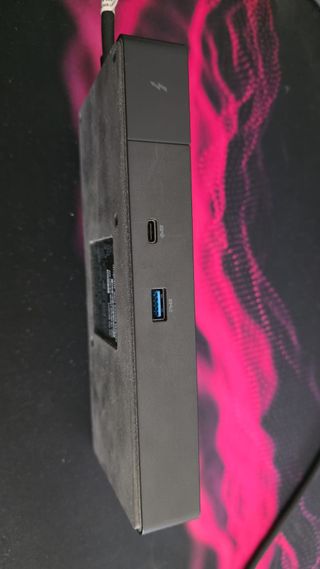 Dock Dell WD22TB4 Thunderbolt 130W