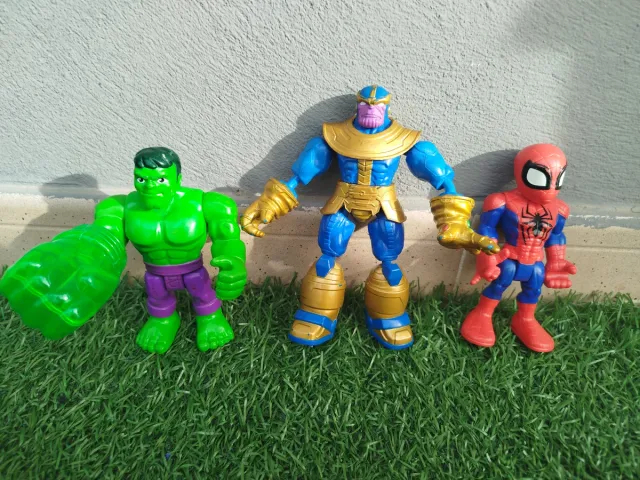 Figuras Pequeños Vengadores