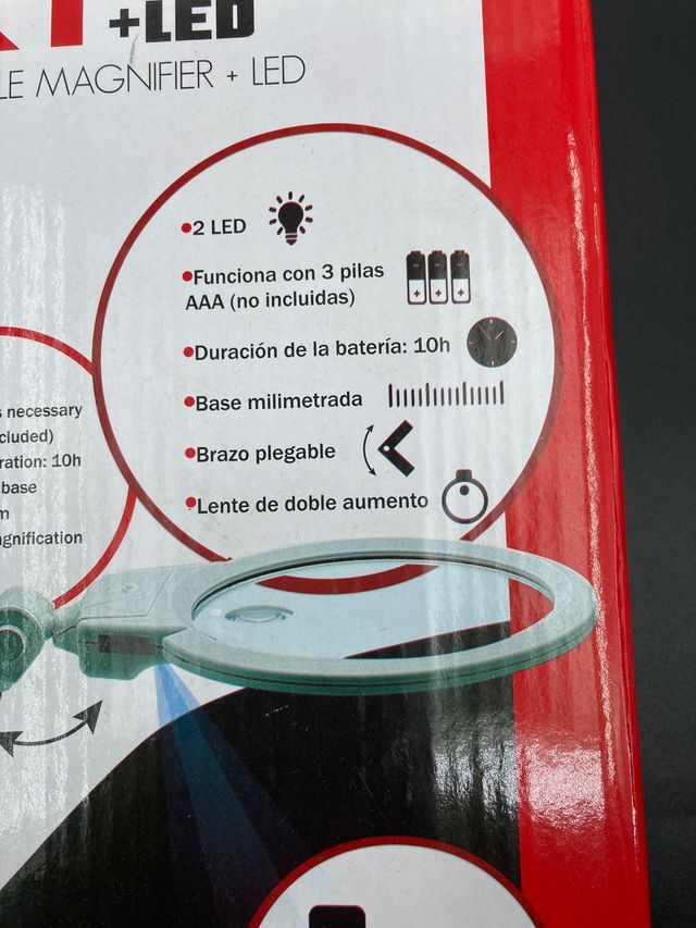 Lupa Plegable con LED y Base Milimetrada