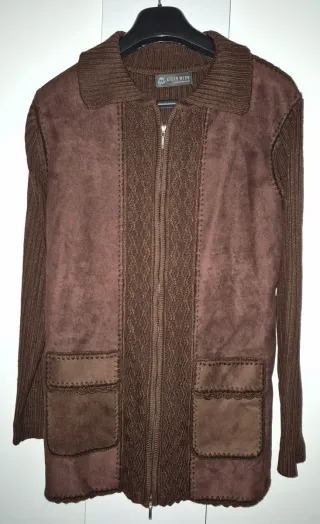 Chaqueta ante y punto marrón