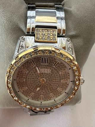 Reloj Guess Original U1337L4 Dorado y Plateado
