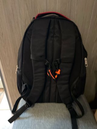 Mochila Swissgear Negra y Roja ideal para Portátil