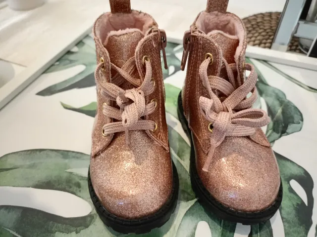 Botines niña rosa glitter