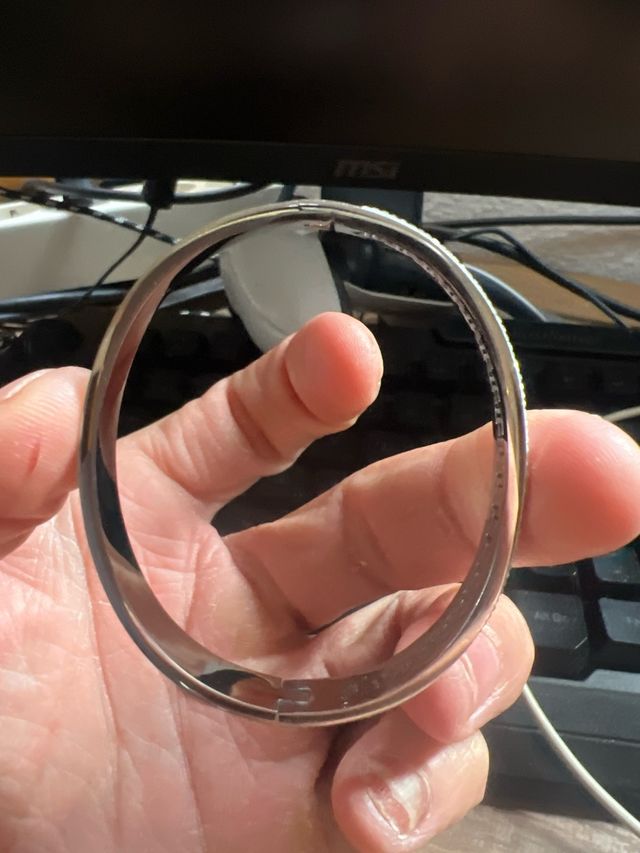 Pulseira de aço prateada e dourada com banho de ouro