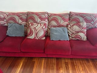 Divano 4 posti, poltrona e pouf