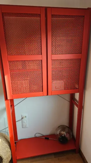 Mobile IVAR IKEA Rosso