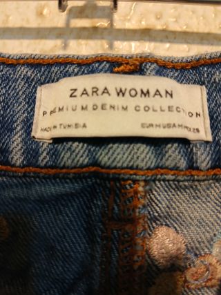 Falda vaquera Zara bordada
