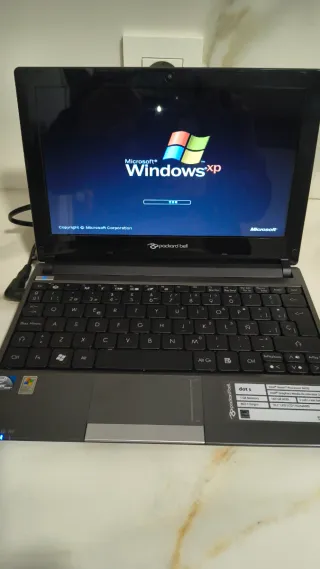 Packard Bell Dot S Netbook Intel Atom 1GB RAM