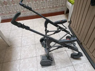 Carro bebé Maxicosi y 2 bañeras