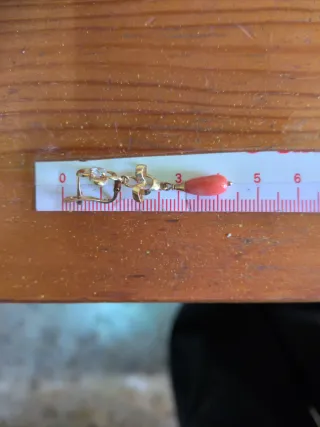 Pendientes Coral Natural Cierre Catalán Oro