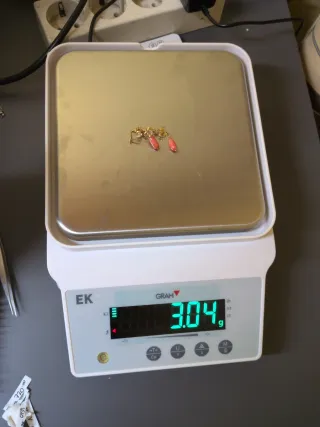 Pendientes Coral Natural Cierre Catalán Oro