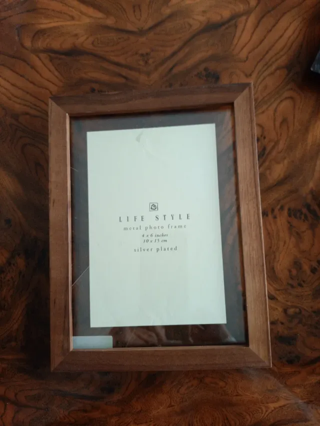 Marco de fotos madera y metacrilato