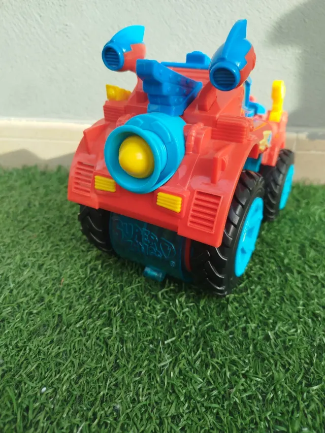 Coche Superthings Rojo y Azul