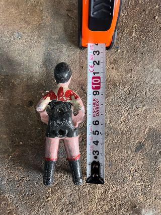 Figuras futbolín modelo delgado