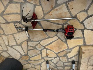 Tagliasiepi a benzina da giardino