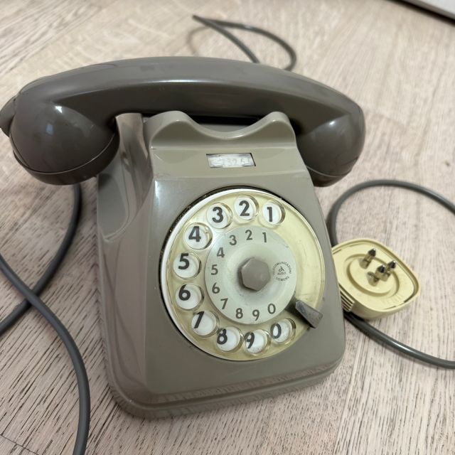 Telefono SIP a disco vintage anni 70