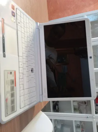 Regalo ordenador Packard Bell