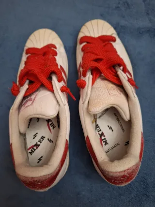 Deportivas Adidas Blancas y Rojas