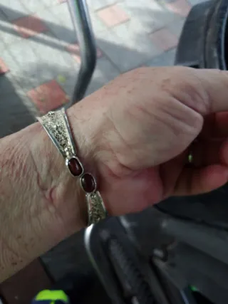 Pulsera Plata Étnica Roja