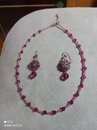 Conjunto collar y pendientes con broche de plata