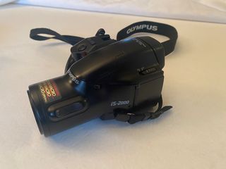 Olympus IS-2000 Reflex Pellicola