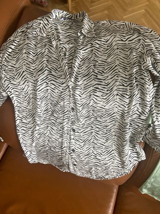 Black friday!Camisas Zara Verde y Estampada