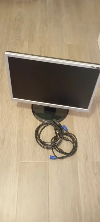 Monitor LG Flatron 19 Negro/Plata