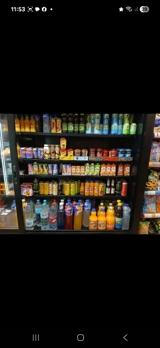 Nevera expositora profesional 2,5 m — Excelente es