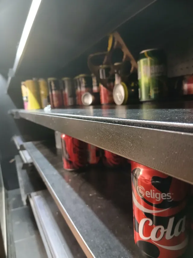 Nevera expositora profesional 2,5 m — Excelente es